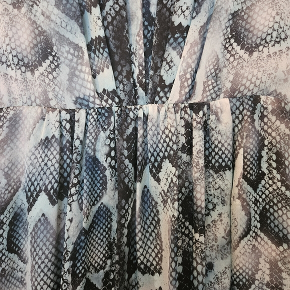 Elie Tahari Dia Silk Dress, Size 12, Retail $468 - Picture 3 of 9